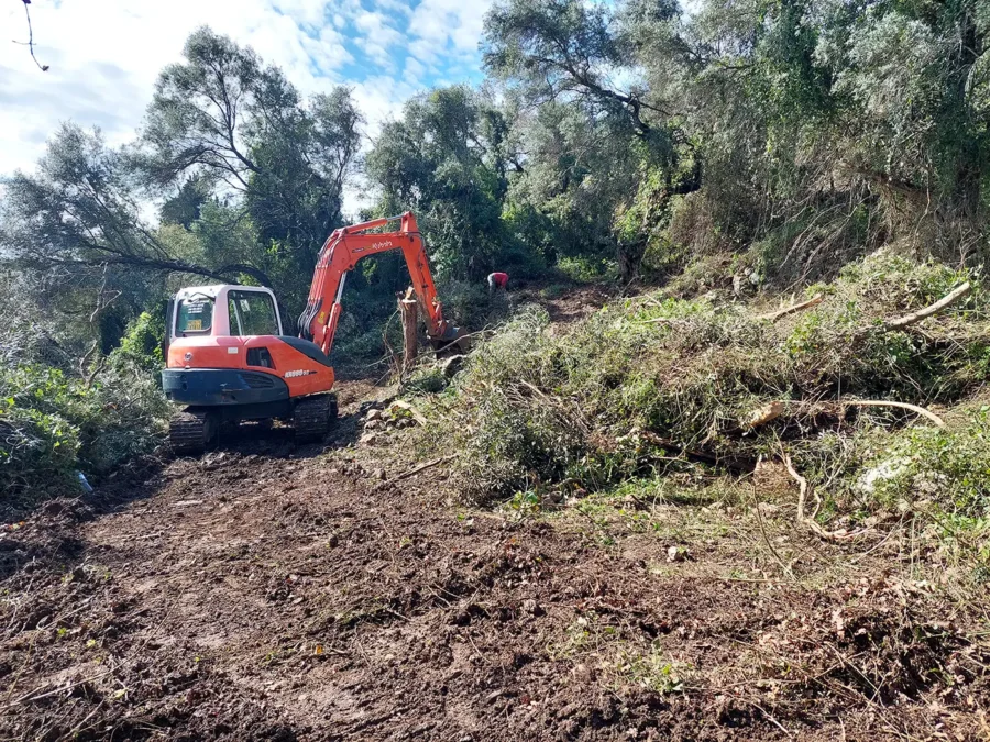 corfu earth works 43